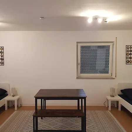 L8 Street - Apartment
